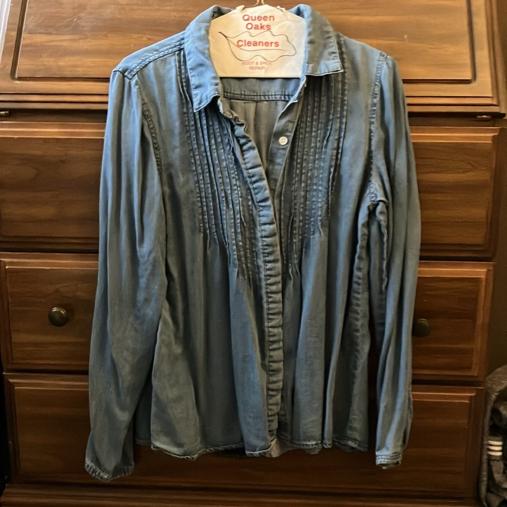 Lovestitch Pleated Denim Button Down, Small